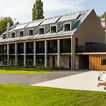 Marina Bed & Breakfast 4*