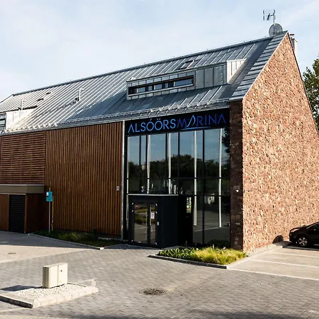 Marina Bed & Breakfast Alsoors