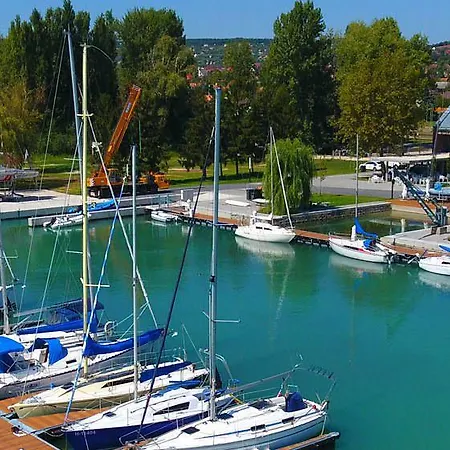 Bed & Breakfast Marina 4*