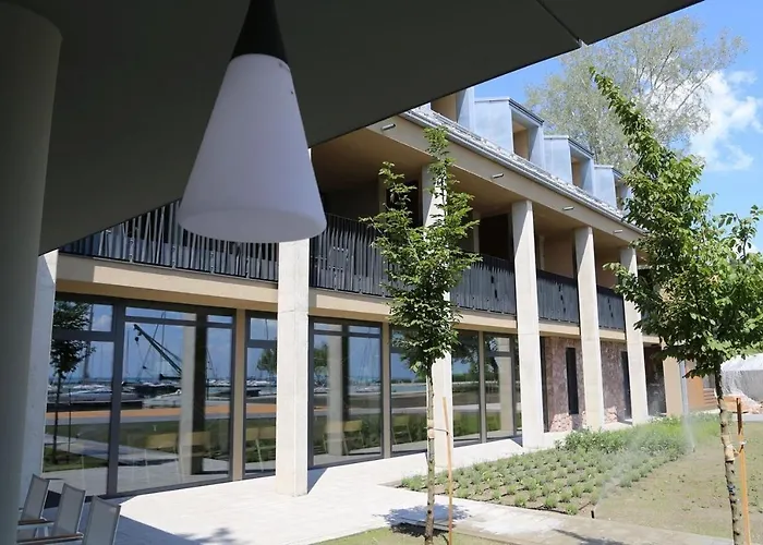 Bed & Breakfast Marina 4*